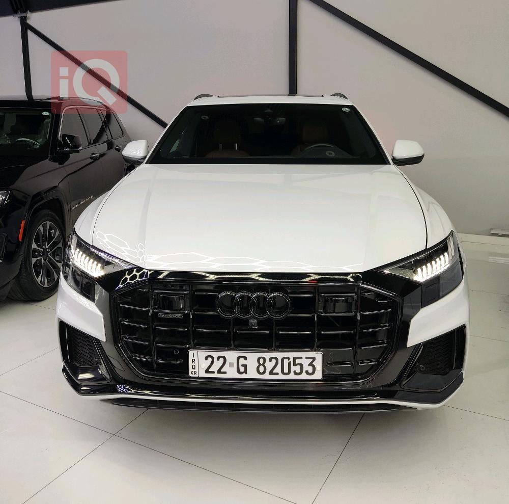 Audi Q8